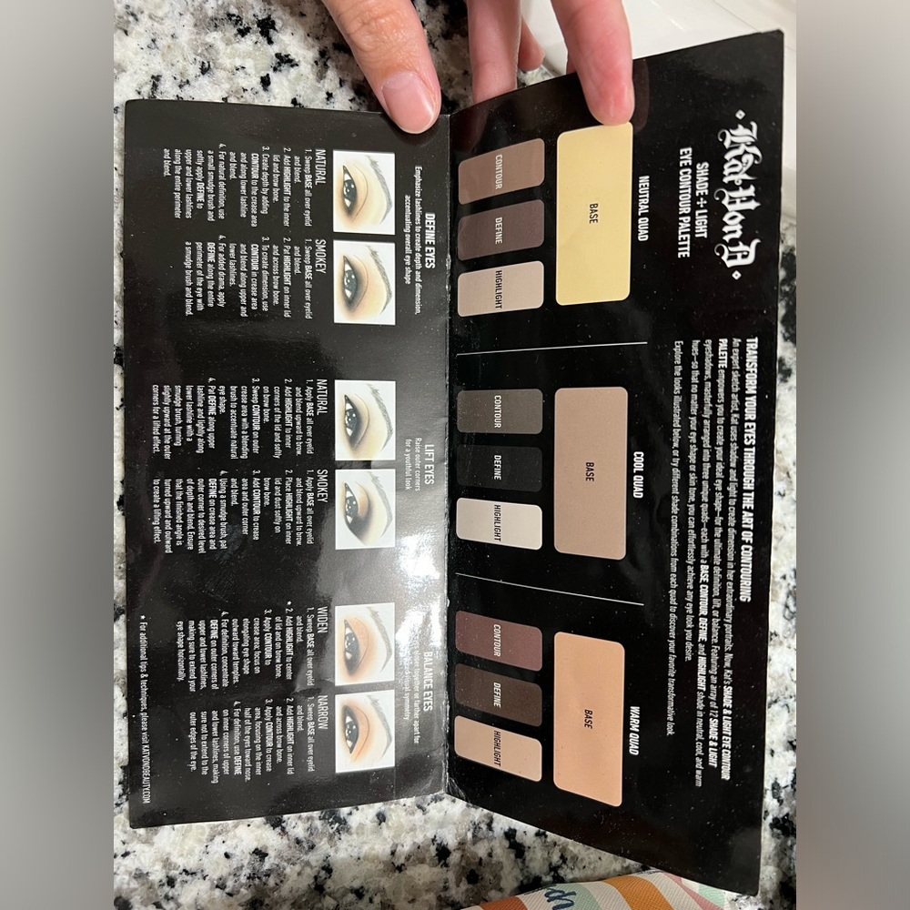 Kay Von D shade + light Black and Gold Eyeshadow Palette - Picture 4 of 5